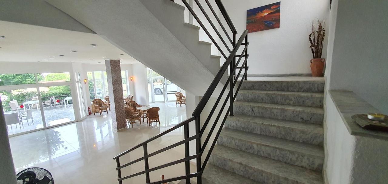 קריופיגי Hotel Pashos מראה חיצוני תמונה